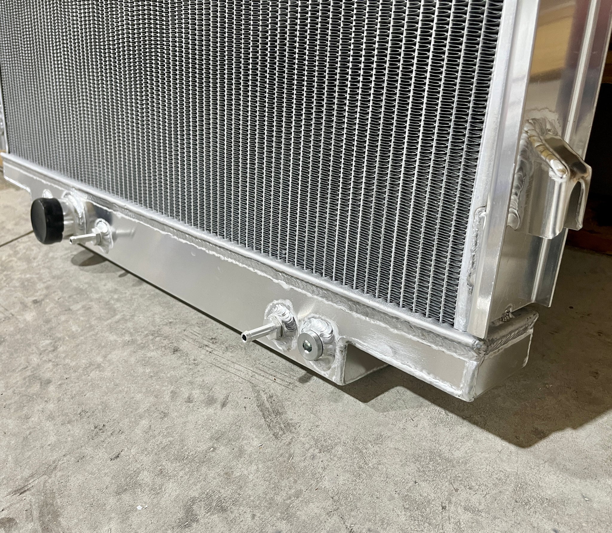 CDD 6.9/7.3 IDI 4 Row Aluminum Radiator Upgrade – Classic Diesel Designs