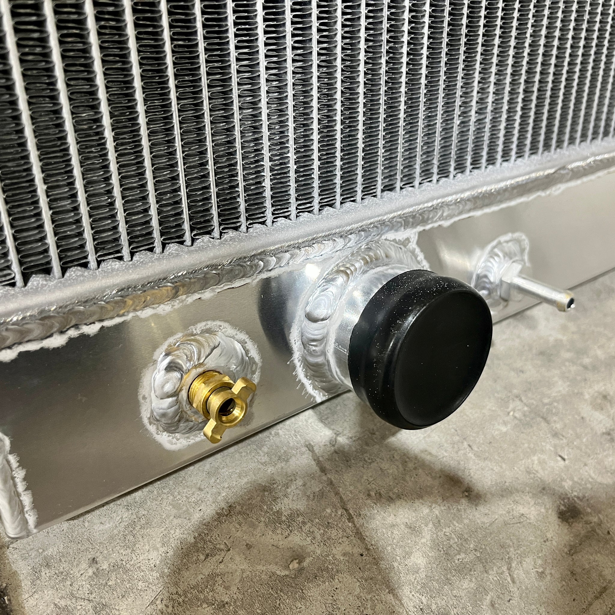 CDD 6.9/7.3 IDI 4 Row Aluminum Radiator Upgrade – Classic Diesel Designs