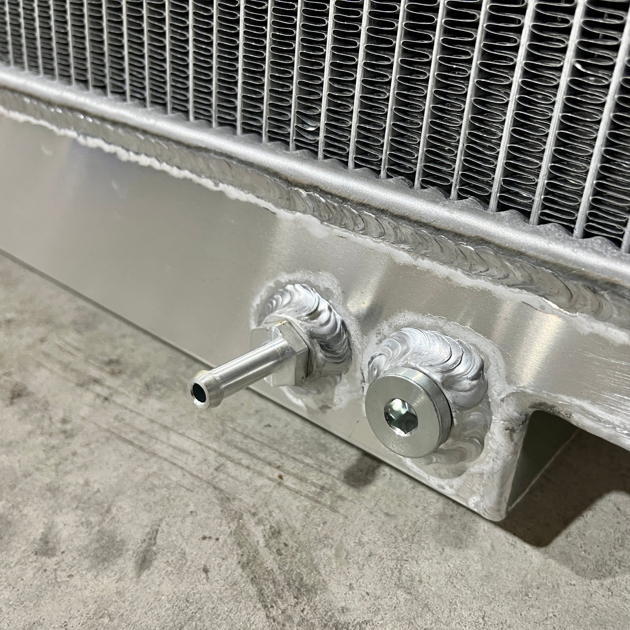 CDD 6.9/7.3 IDI 4 Row Aluminum Radiator Upgrade – Classic Diesel Designs