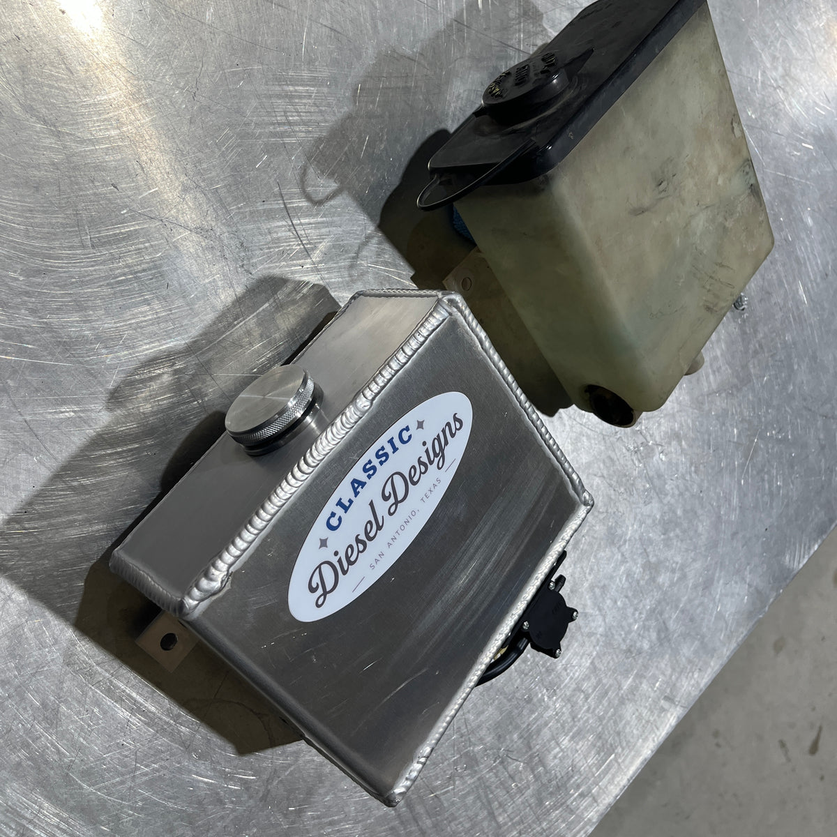 6.9/7.3 IDI Aluminum Windshield Washer Reservoir Classic Diesel Designs